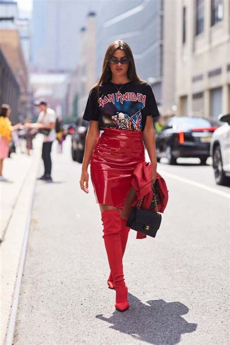 Air + style is a global event series that blends live music, action sports, art, and culture. The Latest Street Style From New York Fashion Week | Who ...
