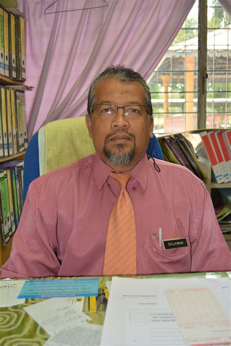 Latar belakang tun abdul razak datuk hussein. POLITEKNIK PRAKTIKAL: Bab 2: Latar Belakang Organisasi
