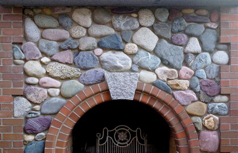 River rock is a natural stone that's timeless, nostalgic, and considered to be one of the first rock profiles ever used for ornamentation. River Rock - Mutual Materials