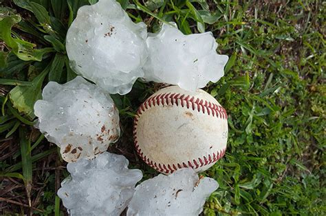 Die können vor allem am abend an der grenze zur sommerluft im osten. USA: Extremes Wetter kurz vor Ostern - Riesenhagel und ...