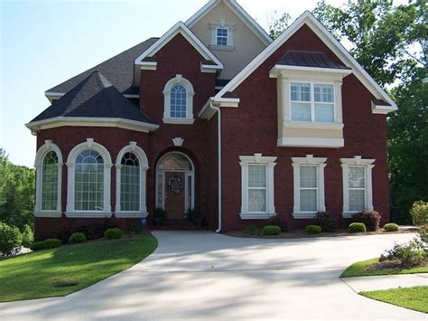 Most brick paints are designed such that after painting, there's no going back to the original color. red brick red mortar - Google Search | Traditional brick home, Red brick house, House exterior