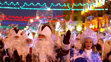 Christmas Around The World In Pictures World News Sky News