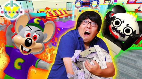 Escape Chuck E Cheese Roblox Obby With Chuck E Cheese Lets Play With Ryans Daddy Youtube