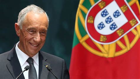 La Fotografía Del Presidente De Portugal Que Ha Dado La Vuelta Al Mundo Por Su Actitud Poco