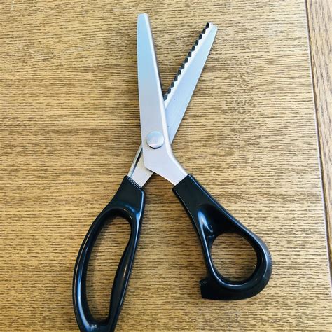Pinking Shears - Bunyip Craft Online