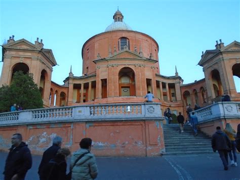 Bologna Il Cammino Di San Luca Nel Portico Più Lungo Del Mondo