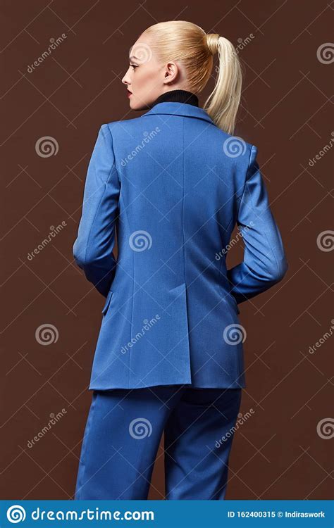 Beautiful Woman Wear For Meeting Date Business Style Suit Jacket Pants