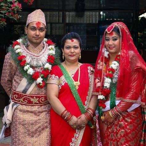 Nepali Wedding Bridal Dresses Wedding Gowns Nepal Culture Ethnic