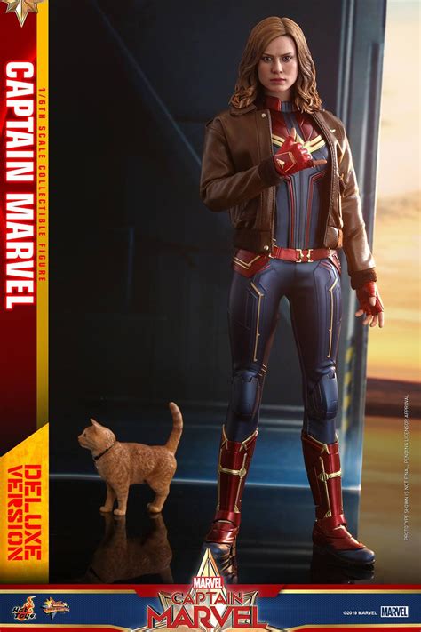 Check Out Hot Toys Action Figure Of Brie Larson As Captain Marvel