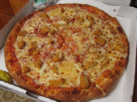 Review Papa Johns Chicken Parmesan Pizza