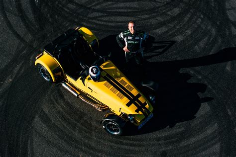 Aged 14 he competed for both scotland and great britain in bmx, becoming scottish champion and uk number two. Sir Chris Hoy sets donut record in a Caterham - Automotive ...