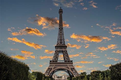 Turnul Eiffel Se Redeschide Pentru Vizitatori Biletele V Ndute Online
