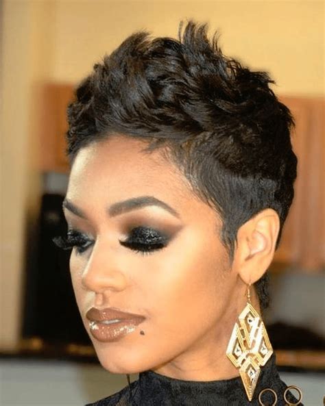 Gorgeous Short Pixie Hairstyles Ideas For Black Women24 In