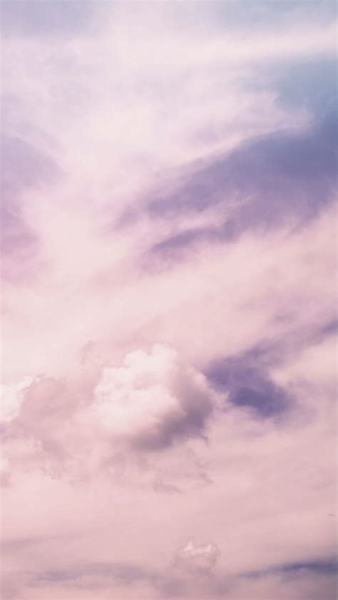 35 Beautiful Cloud Aesthetic Wallpaper Backgrounds For