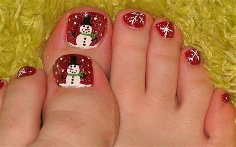 A red nail with a white stripe going along the centre vertically, and then along the edge of nail. Merry Christmas Toe Nail Art Designs & Ideas 2017 | Xmas ...