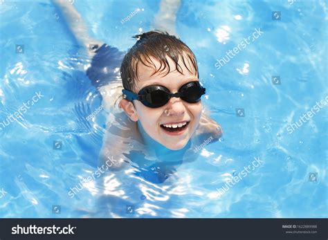 Happy Baby Pool Boy Swims Pool Stock Photo 1622889988 Shutterstock