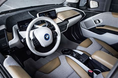 The bmw i3 and i3s: BMW i3 Electric Car Overview