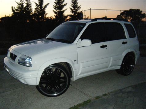 Our take on the 2000 suzuki grand vitara. atimos 2000 Suzuki Grand Vitara Specs, Photos ...