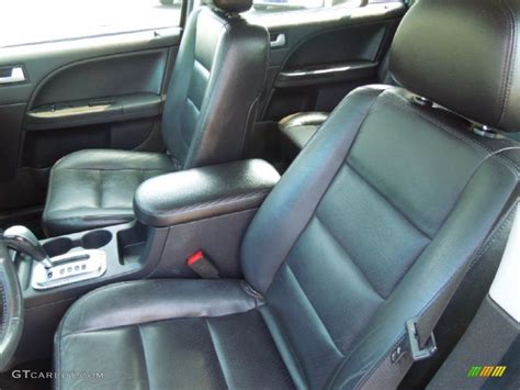 Black Interior 2005 Ford Freestyle Limited Photo 65759737