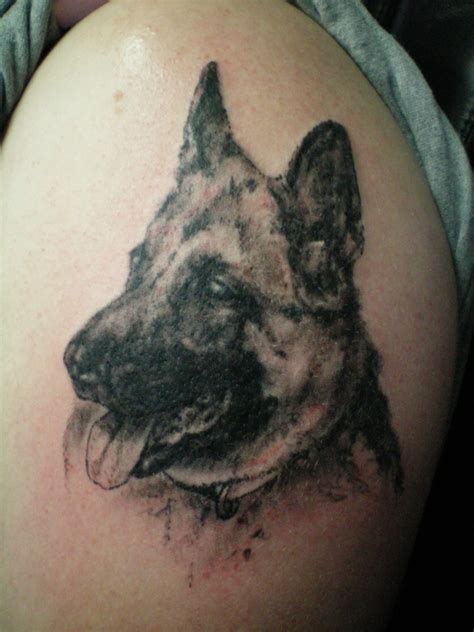 Interesting Ink Black German Shepherd Tattoo Design Tattooimagesbiz