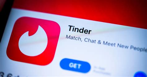 tinder s new traveler alert takes steps to protect lgbtq users in countries with hostile laws