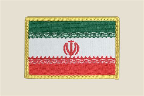 Der rand der iran flagge ist doppelt umsäumt und an der mastseite in ein starkes besatzband eingenäht. Aufnäher Iran Flagge - 6x8 - FlaggenPlatz.de