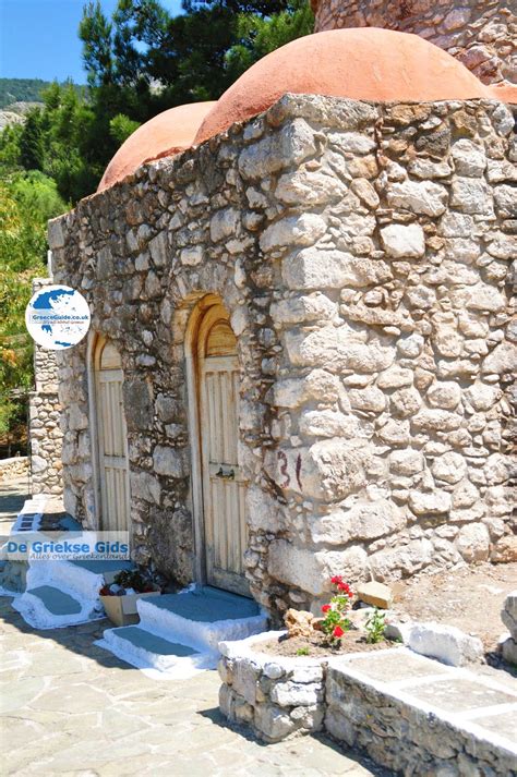 Lefkos Karpathos Holidays In Lefkos Greece Guide