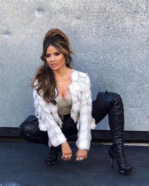 50 hot gloria trevi photos will make your day better 12thblog