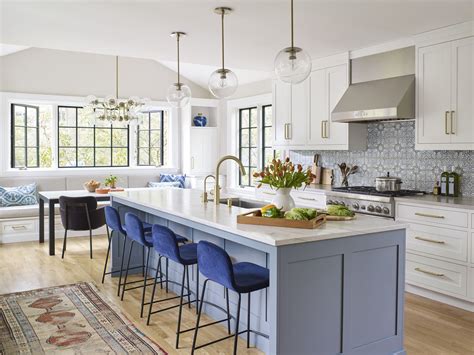 Spanish blue and white kitchen tiles. Rad White and Blue Tile for Your Kitchen Floor, Backsplash ...