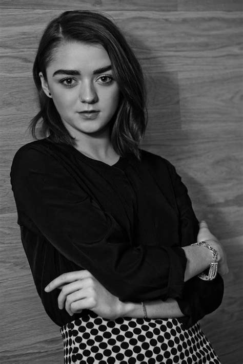 Pin By Edward J On Game Of Thrones Maisie Williams Sophie Turner