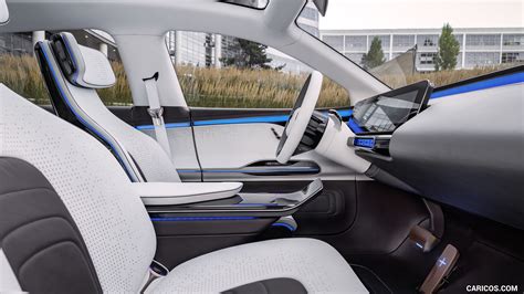 2016 Mercedes Benz Generation EQ SUV Concept Interior Front Seats
