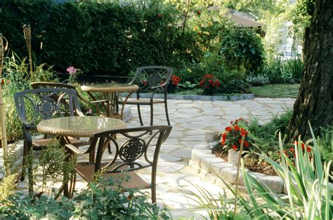 Not all neighbors are bad though. Landscaping Ideas for Privacy from the Neighbors | eHow