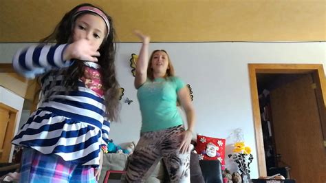 Mamá E Hija Bailando 😍 Youtube