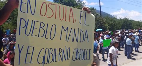 México de Octubre Dice la Comunidad Nahua de Santa María Ostula