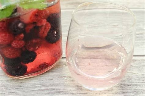 Easy Recipe Detox Water With Frozen Fruits ♪ Refreshing With Mint And