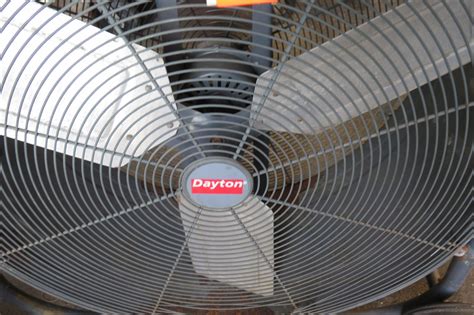 Mobile Dayton Round Industrial Electric Floor Fan Oahu Auctions