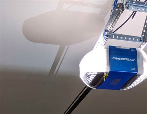 Local appliance repair service all over toronto and the gta. All Brands Garage Door Repair - Same Day Garage Door ...
