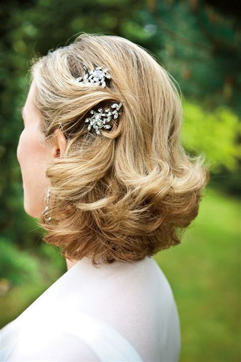 Stunning Wedding Hairstyles For Short Hair For Mother Of The Bride For