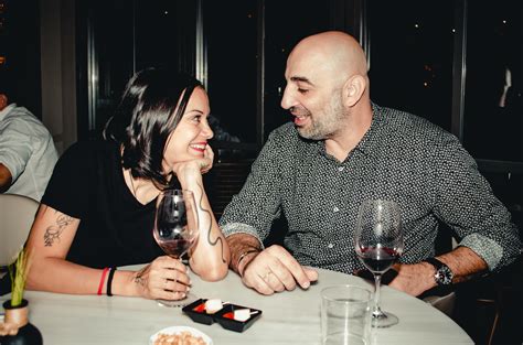Έτσι ανακοίνωσε στον δήμο αναστασιάδη ότι είναι έγκυος! Κατερίνα Τσάβαλου - Δημήτρης Στεργίου: Τρυφερά φιλιά σε ...