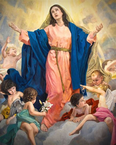 Hoy celebramos la solemnidad de la Asunción de la Virgen María al cielo