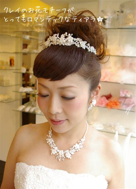 結婚式 髪型 花嫁 アップ ティアラ - Khabarplanet.com