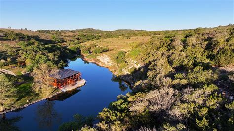 Land for Sale in Kerr County, Texas over 200 Acres - 36 Properties