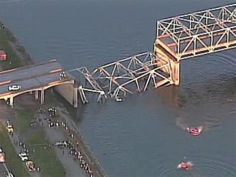 No Fatalities In I 5 Bridge Collapse In Nw Wash Cbs News