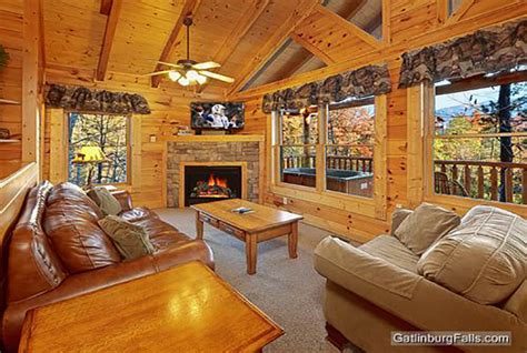 Cuddle inn has amazing location with full kitchen, wifi internet, and hot tub! Gatlinburg Cabin - Pointe of View - 2 Bedroom - Sleeps 8 ...
