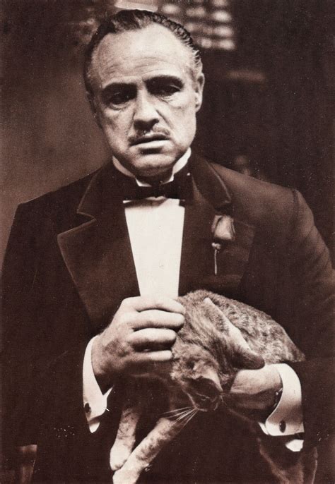 Marlon Brando in The Godfather (1972) | Marlon brando, Poderoso chefão