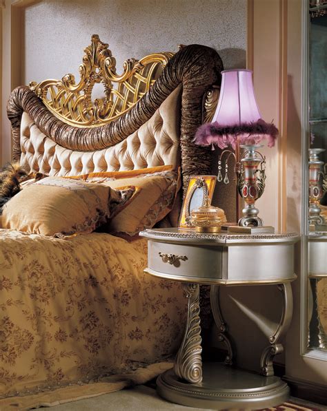 Import Luxury French Classic Bedroom Furniture Royal European Bed Set