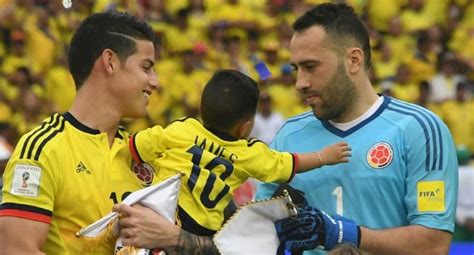 El portero de la selección colombia david ospina ramírez es el titular de los dirigidos por carlos queiroz en el enfrentamiento amistoso contra brasil en el hard rock stadium de miami. Llegada de James y David Ospina a Selección Colombia ...