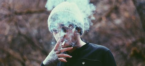 Bmp converter enables to convert various graphic formats, such as: Foto Orang Ngevape - Orion Gambar