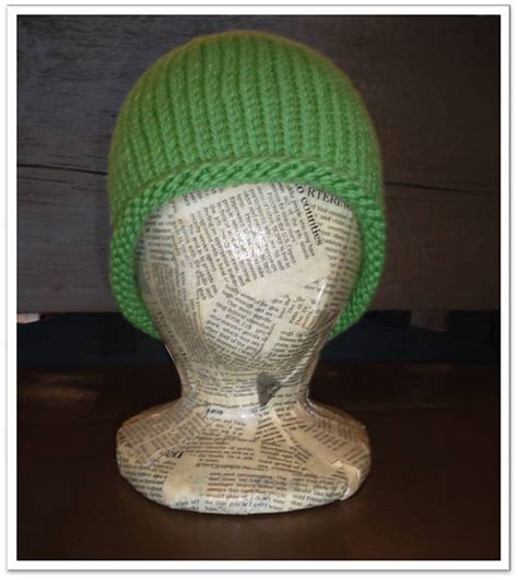 This bubble beanie hat knitting pattern is my favorite fashion accessory! Ravelry: Roll Brim Hat - Intro to Knitting pattern by ...