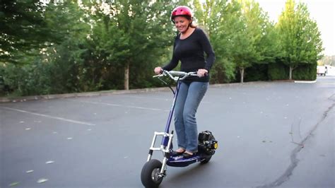 Sym crox 50 has a dual colors speedometer cover and 16 changeable colors of lcd speedometer display. X-Treme Gas Scooter Model XG-550 50cc Electric Start - YouTube